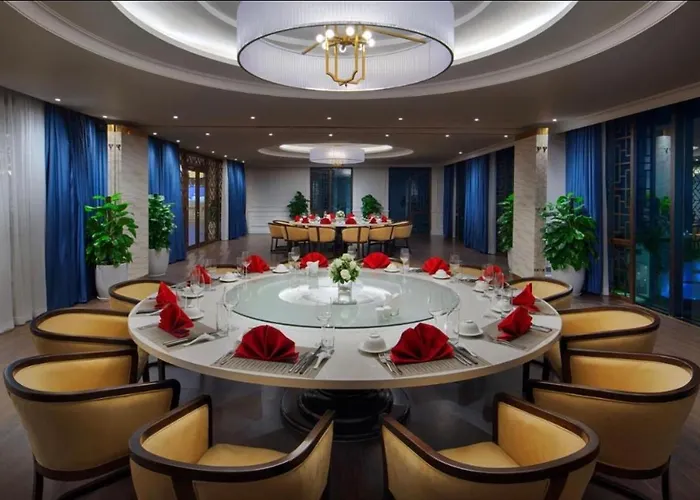 Flc Halong Bay Grand * Ha Long